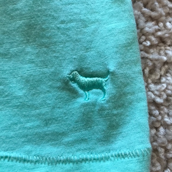 Victoria’s Secret PINK Racerback campus Tank-top - Picture 3 of 3